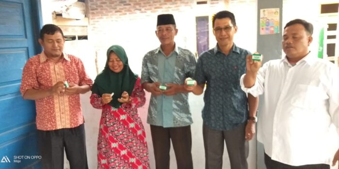senyum