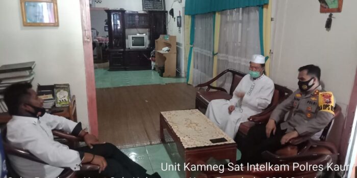 Kapolres kaur Koordinasi bersam ketua FKUB kaur.
