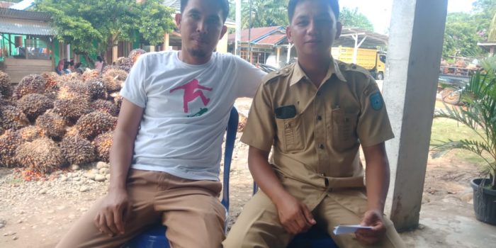 Kades dan Sekdes