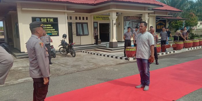 pisah sambut