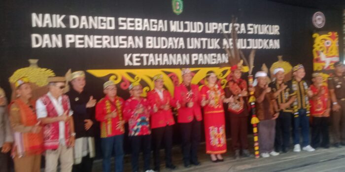 Gawe Adat